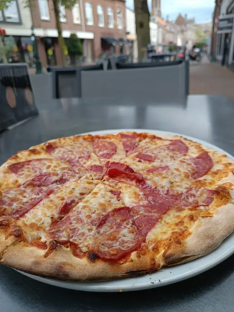 Piros_Hart van Horst_Horst_recensione