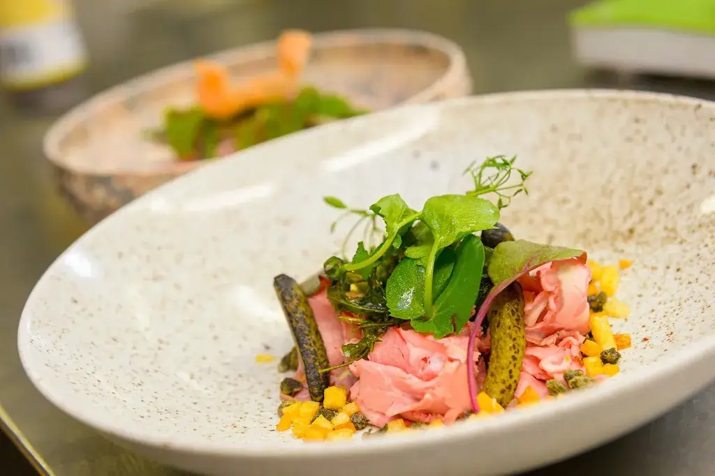 Menu_Restaurant L'Etoile (onderdeel van het Teaching Hotel Chateau Bethlehem)_Maastricht_image_7