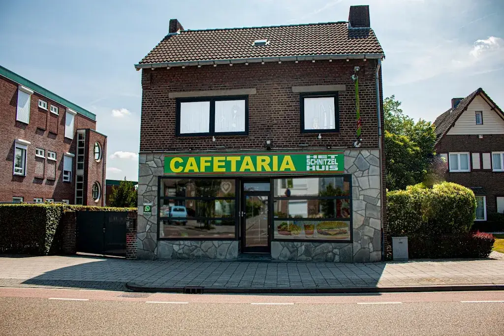 Schnitzelhuis & Hamburgerhuis Family Restaria D'r Smuleck Landgraaf restaurant in Landgraaf