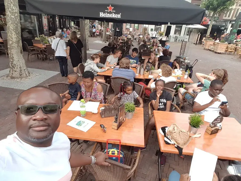 Asuquo_Stadscafé Oasis_Meppel_Bewertung