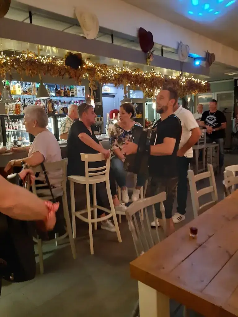 Ursula Friese_Jolo's_Landgraaf_review