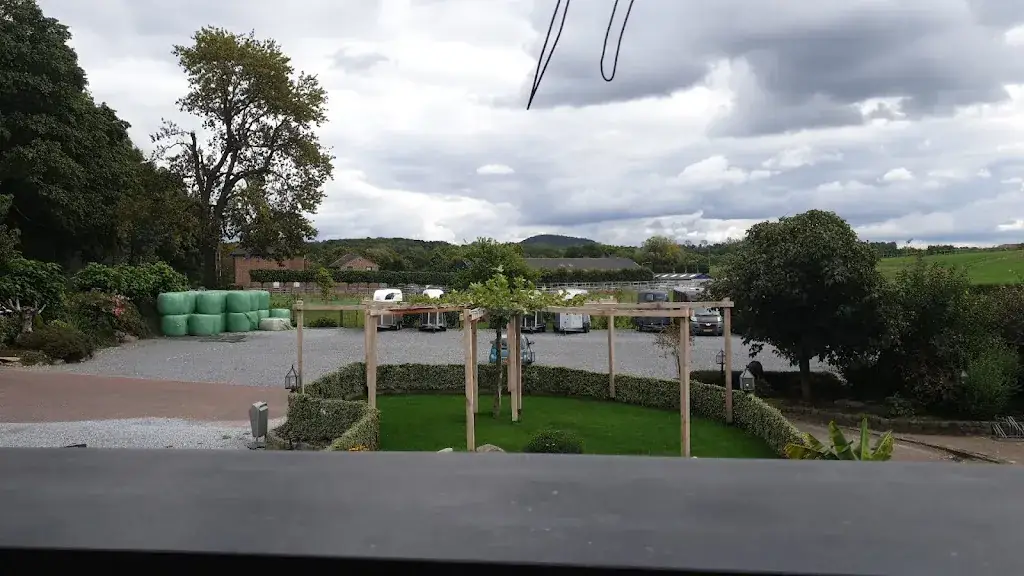 Hans Schulte_Rimburgerhoeve_Landgraaf_review