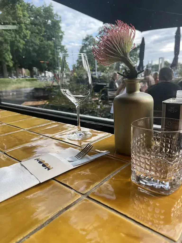 Sophia Battle_NOON_Maastricht_review