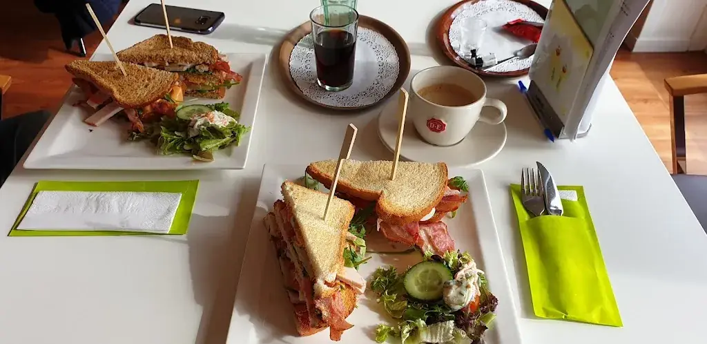 Tatiana Lief_Uniek Maasbracht_Maasbracht_review