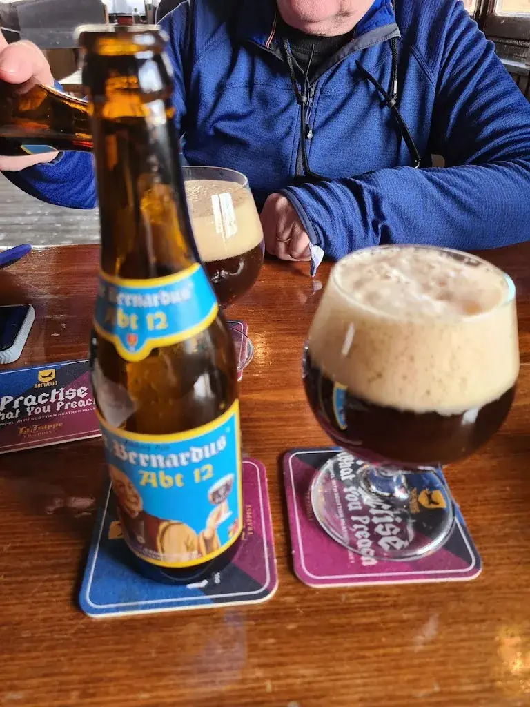 Henk Christiaans_V.O.F. Café Oud Meerlo_Meerlo_recensione