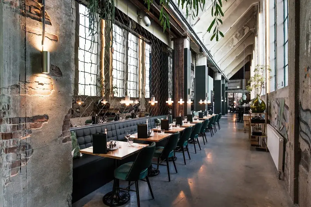 Mr. Sammi_Roermond_slider_image_1