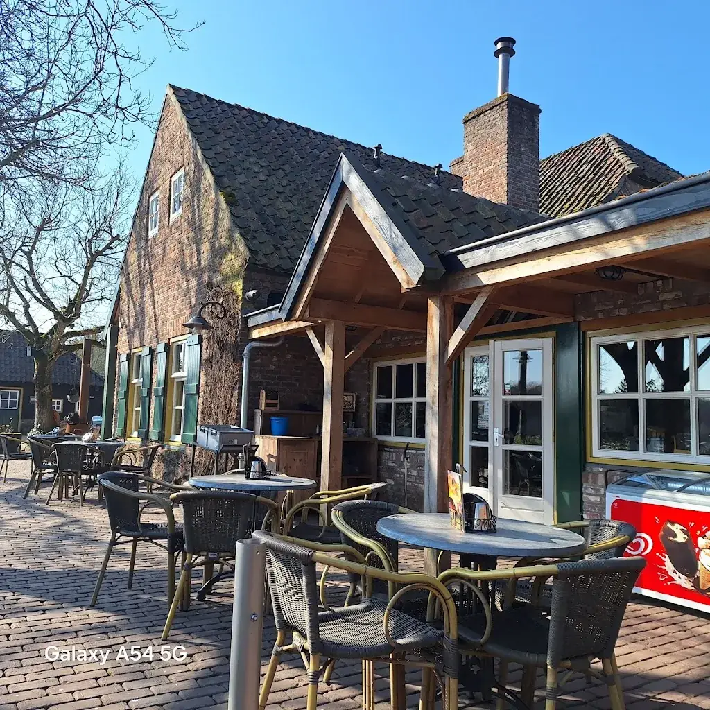 Wandel & Fietscafé Peerkesbosch_Nederweert_slider_image_1