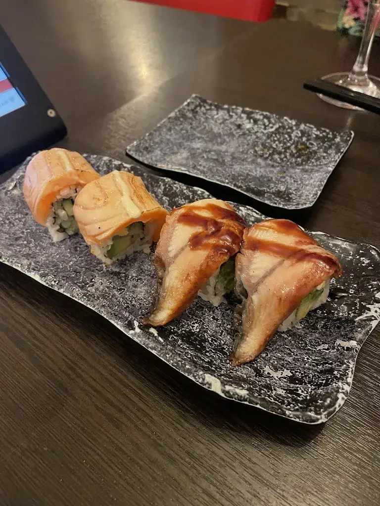 Dariusz Waligóra_Sakura Mura_Meppel_review