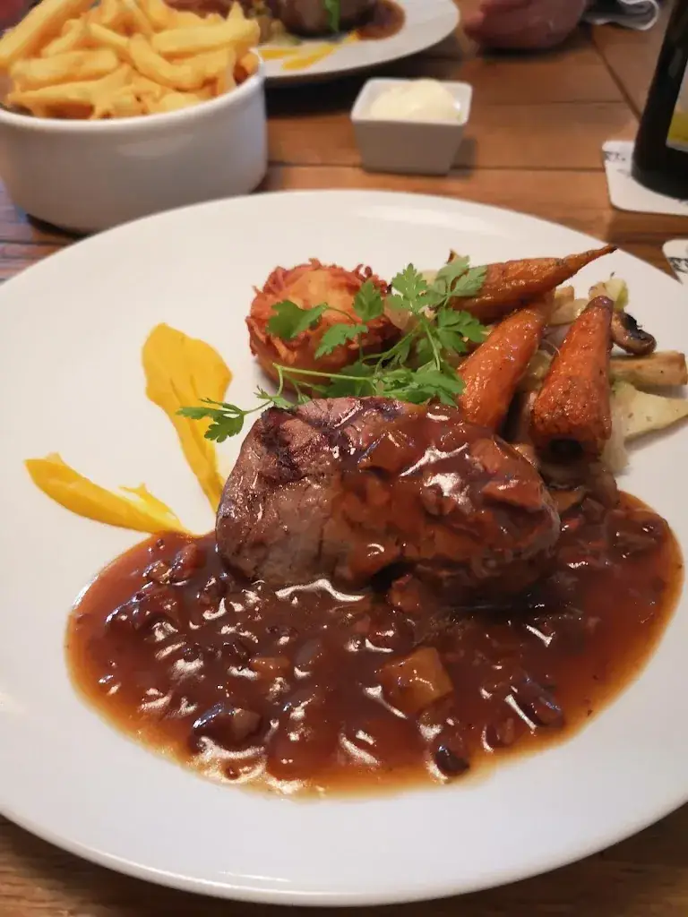 Mella Chris_Restaurant Gaar_Meerssen_review