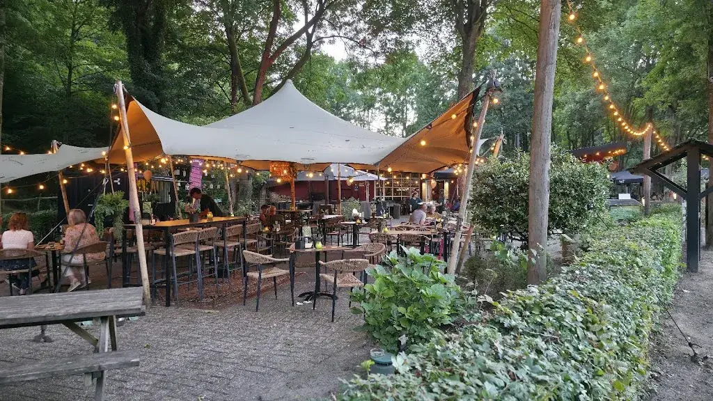Boscafé De Nachtegaal restaurant in Meerssen