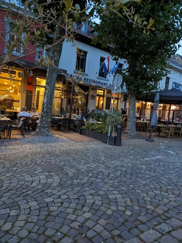 onno24_Onassis_Meerssen_review