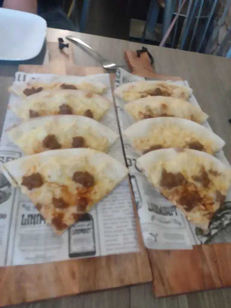 Ron Pepels_Mankousheh.nl منقوشة_Meerssen_review