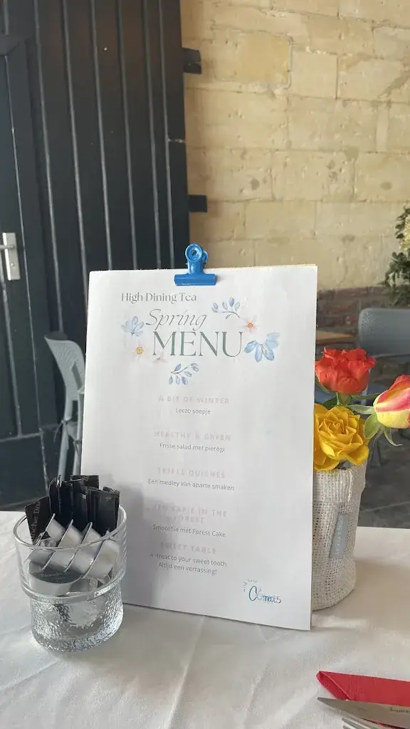 Mirthe van Oort_Conne5t_Meerssen_review