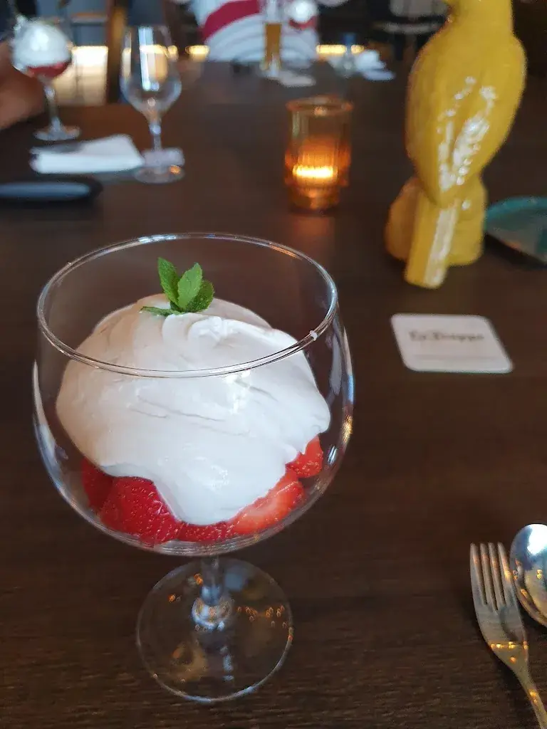 George von Gabain_Restaurant Off Course_Geijsteren_avis