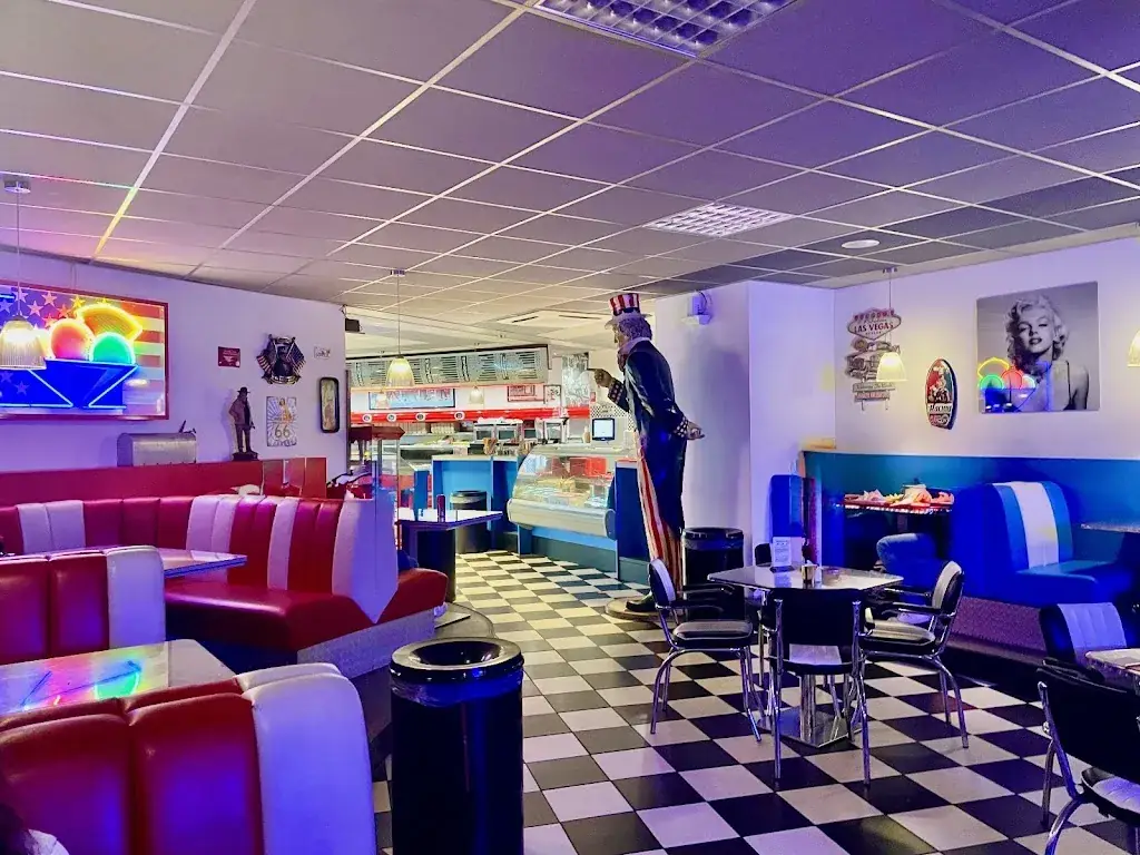 Timo_Cafetaria Mister Johnny_Posterholt_review