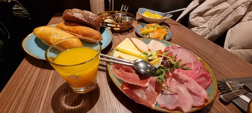 Menu_Lunchroom Goede Tijden_Roermond_image_2