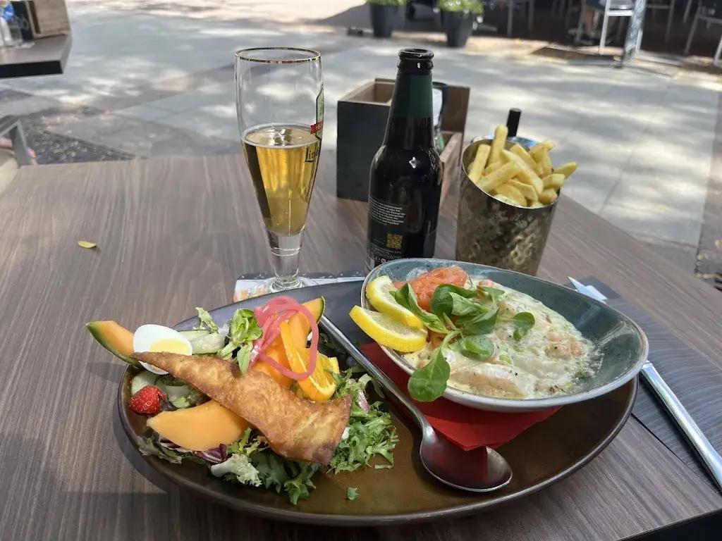 Fernando Anaya_Lunchroom Goede Tijden_Roermond_review