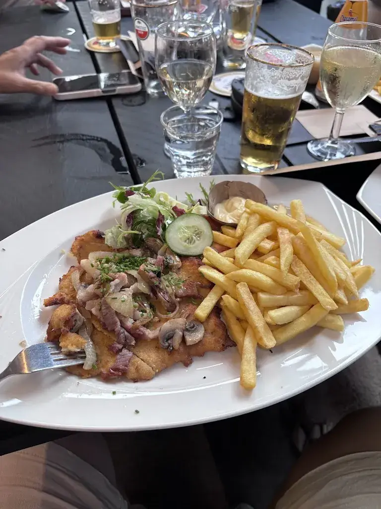 Nick Bouwknegt_De Hoek Eetcafé_Schoonoord_review