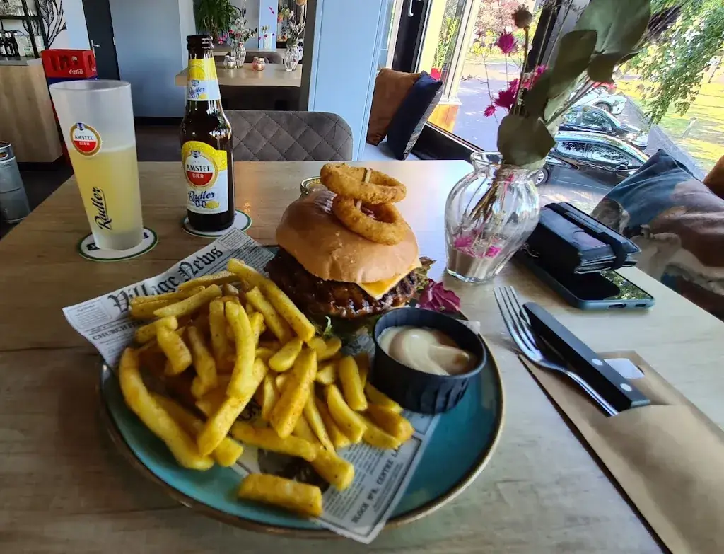 Ricardo Carvalho_Croissant An De Brink_Ruinen_review