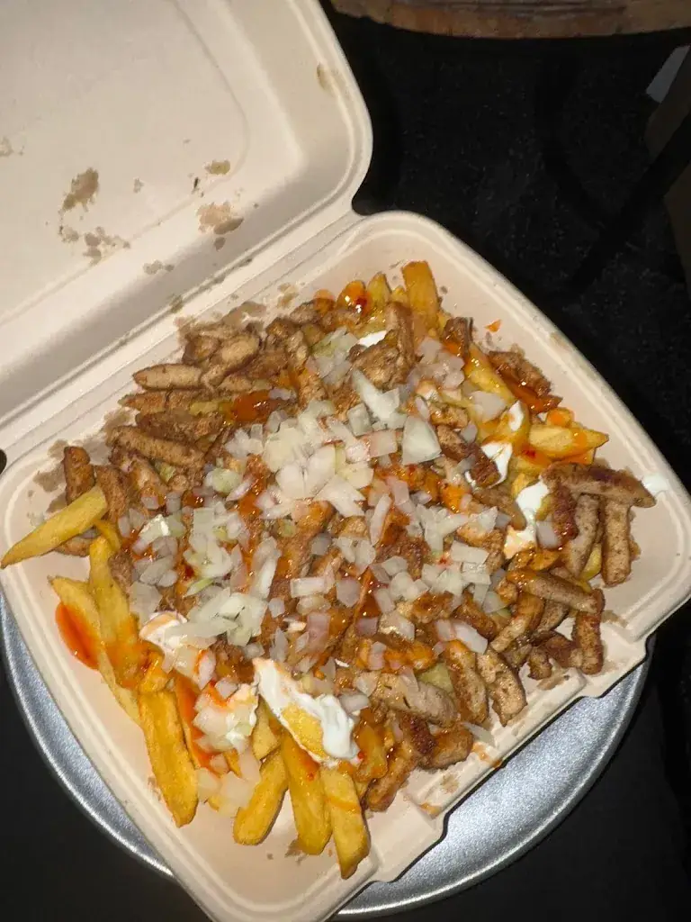 Raymond Pijl_Cafetaria Biej de Meule_Odiliënberg_review