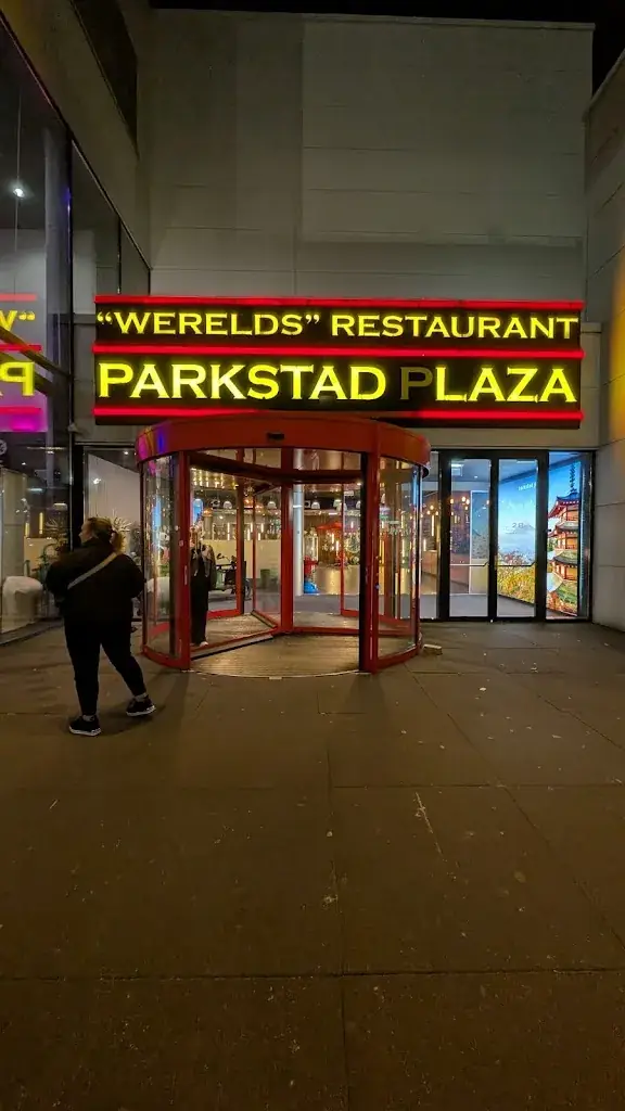 Antoine Don_Parkstad Plaza_Kerkrade_review