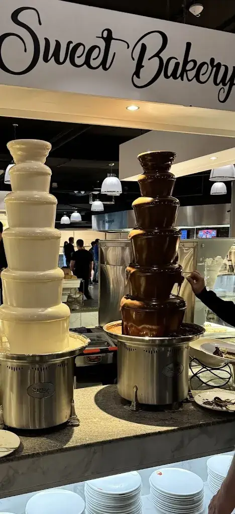 Mirsad Dzankovic_Parkstad Plaza_Kerkrade_review