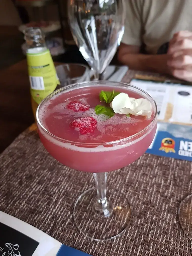 M K_Brasserie Vrouwe Swedera_Ruinen_review