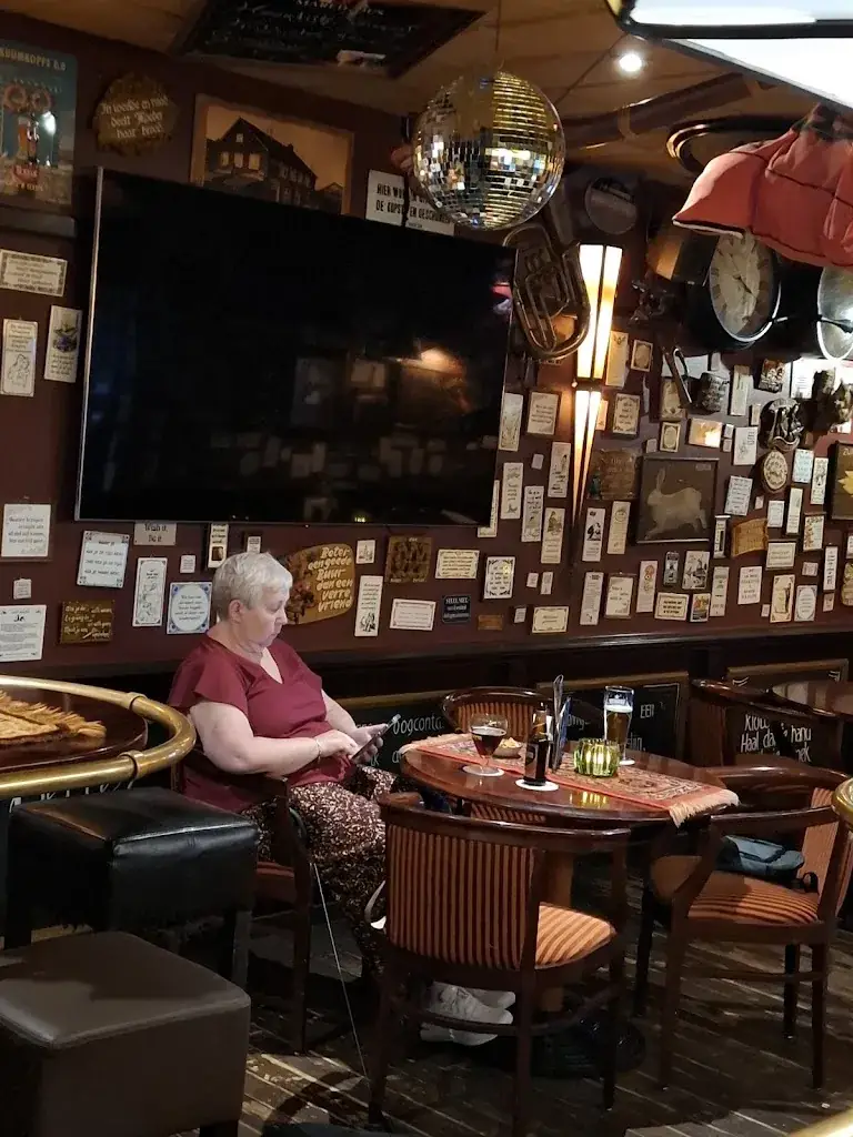 Brasserie Vrouwe Swedera_Ruinen_slider_image_3