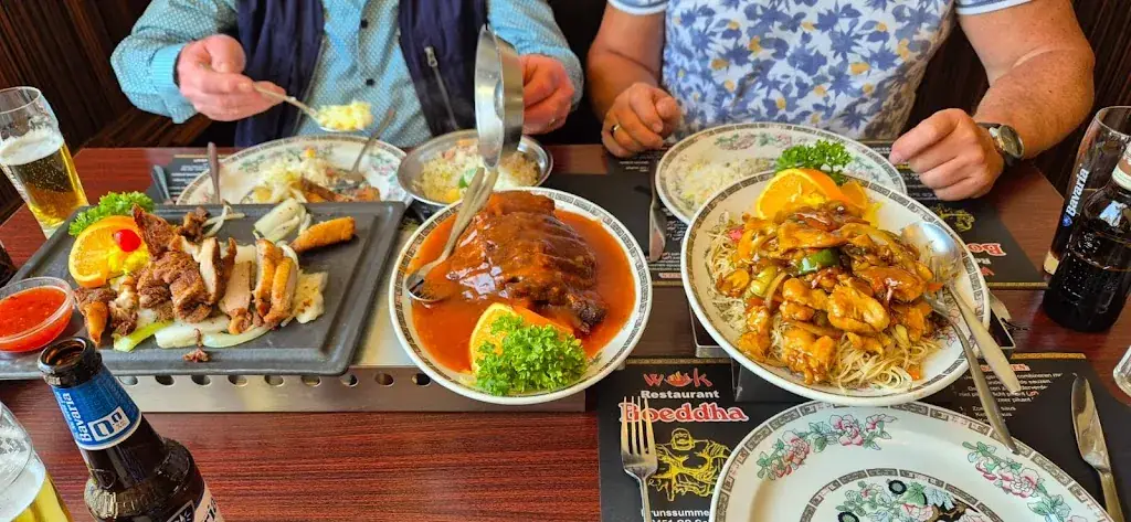 Ogni Nessinnöht_Cafetaria en Chinees Restaurant Boeddha_Schinveld_review