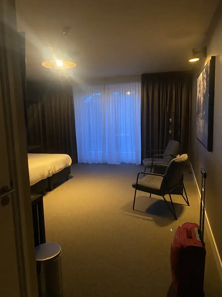 Erika_De Stobbe hotel & suites en Brasserie Vrouwe Swedera_Ruinen_avis