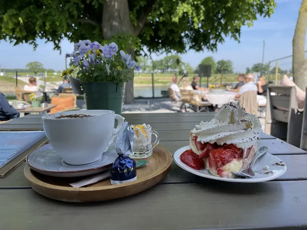 Menu_Terras Maasoever_Urmond_image_6