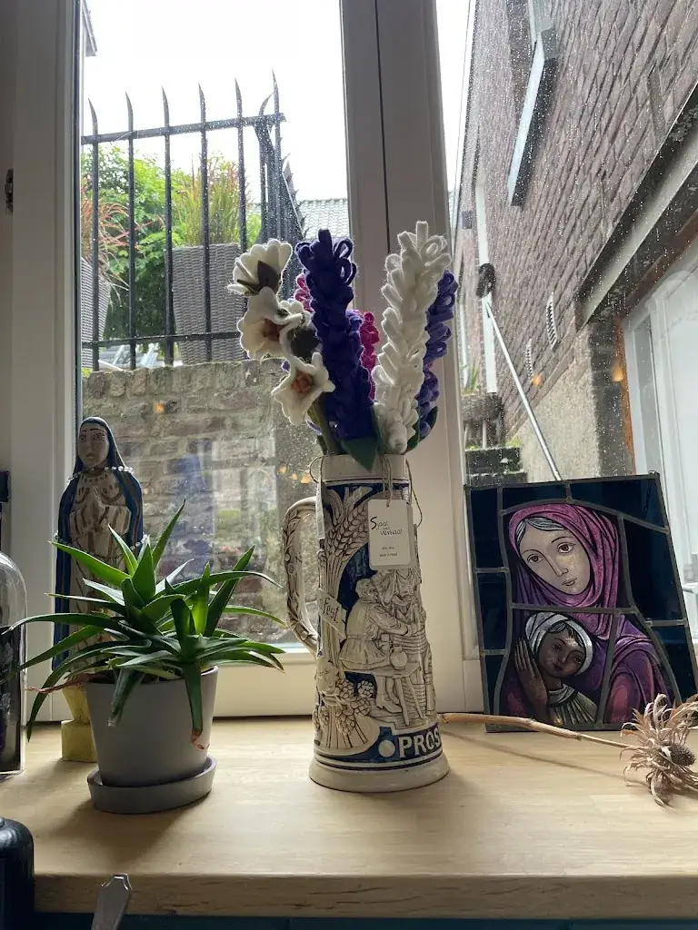 T. L._Auberge A Gen Kirk_Vijlen_review