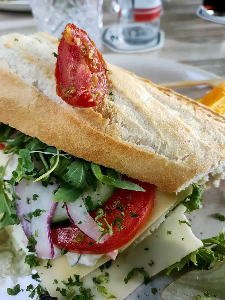 Menu_Café-Restaurant Bergzicht_Vijlen_immagine_7