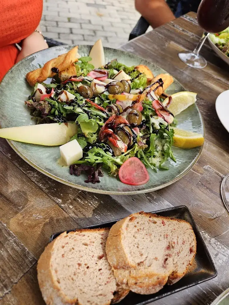 LÖSS Wijnhotel en Smaaklokaal_Vijlen_slider_image_2