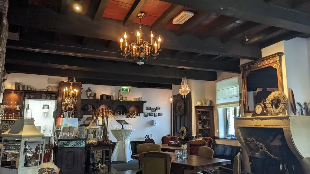 The Experienced Traveler_Café-restaurant 't Klukske_Lemiers_review