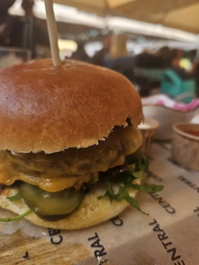 Maria Nefeli Vasilopoulou_Cafe Restaurant Central B.V._Venlo_review