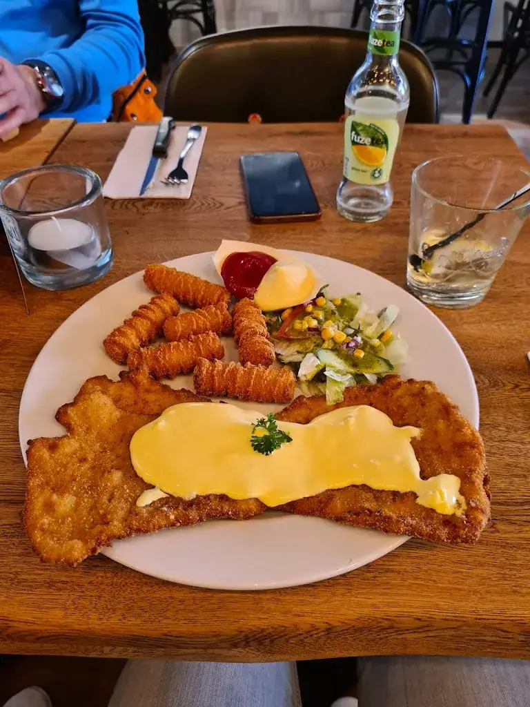 Menu_Wurst & Schnitzelhaus Zuidas (WuSH)_Amsterdam_image_5