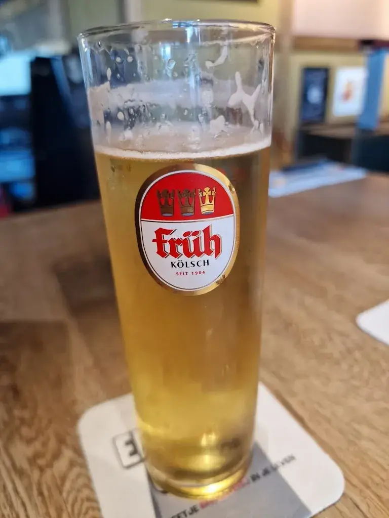 Michael A._Wurst & Schnitzelhaus Zuidas (WuSH)_Amsterdam_review