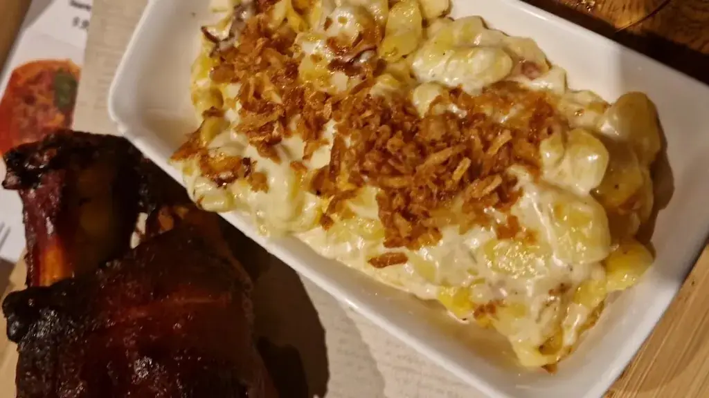 Wurst & Schnitzelhaus Zuidas (WuSH)_Amsterdam_slider_image_2