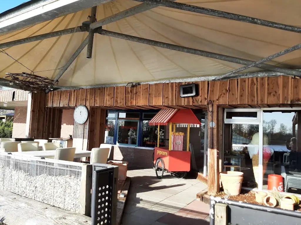 Petit restaurant restaurant in Tynaarlo