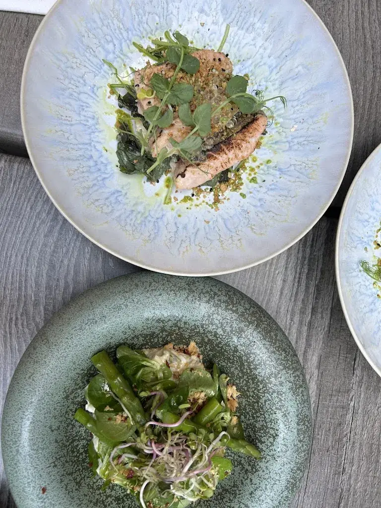 Babak rashnavadi_Bij de buren_Venlo_review