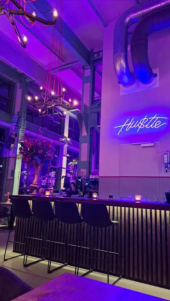 Mir Witchy_NUL77 SKYBAR_Venlo_review