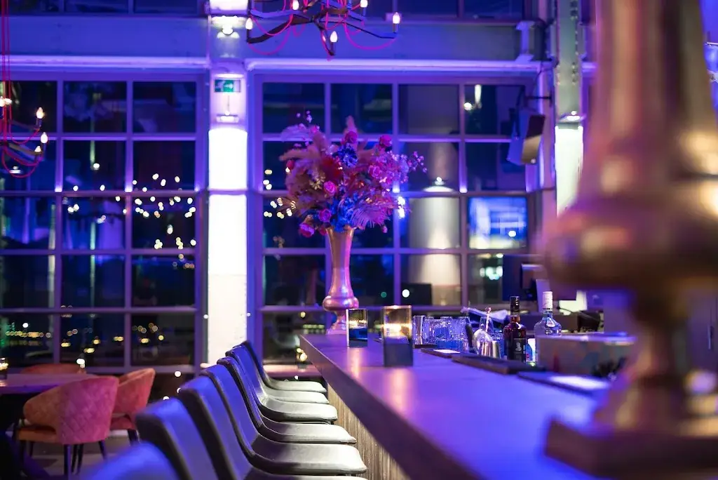 NUL77 SKYBAR restaurant in Venlo