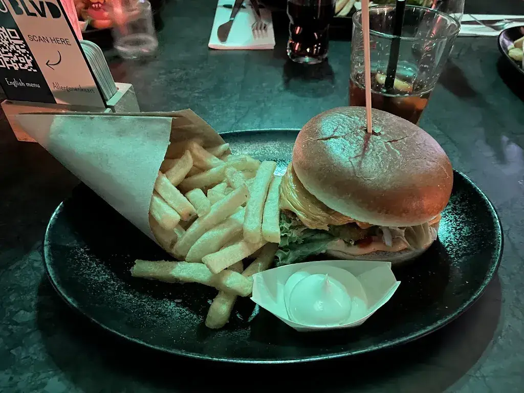 Mette Dingemans_BLVD Venlo | Restaurant & Terras_Venlo_review