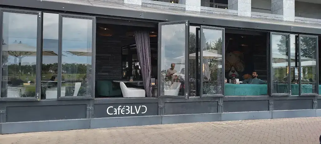 BLVD Venlo | Restaurant & Terras_Venlo_slider_image_3