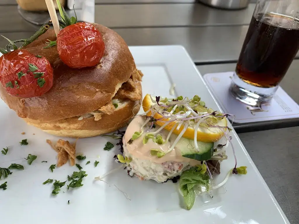 regina_Herberg de Brabantse Kluis_Aarle-Rixtel_review