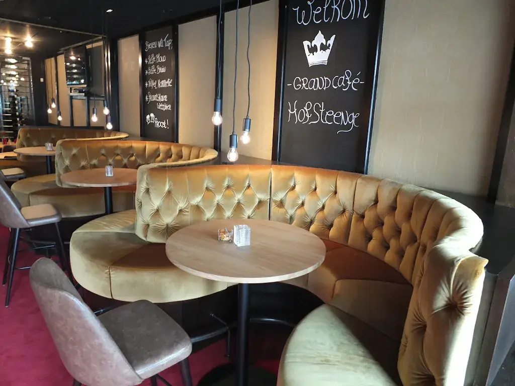 Grand-Café Hofsteenge restaurant in Rolde