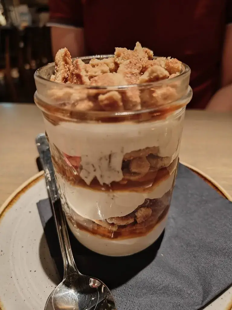 Joachim Dekker_Koeien en Kaas Alphen a/d Rijn_Rijn_review