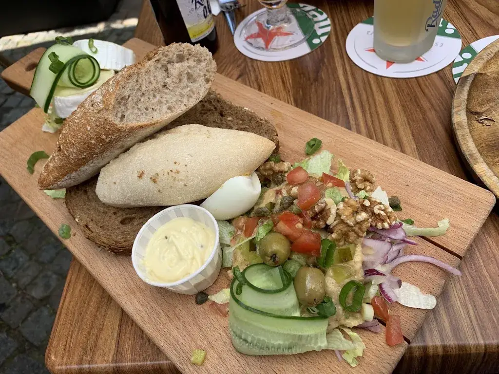 Naomi Cheng_Van Puffelen - Eetcafé & Meer!_'s-Hertogenbosch_review