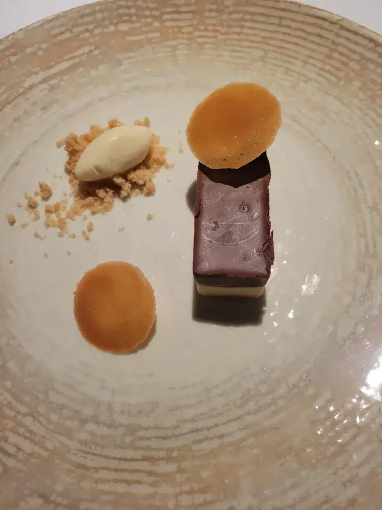 Orysia Zadorozhna_le VIN 'x_'s-Hertogenbosch_review